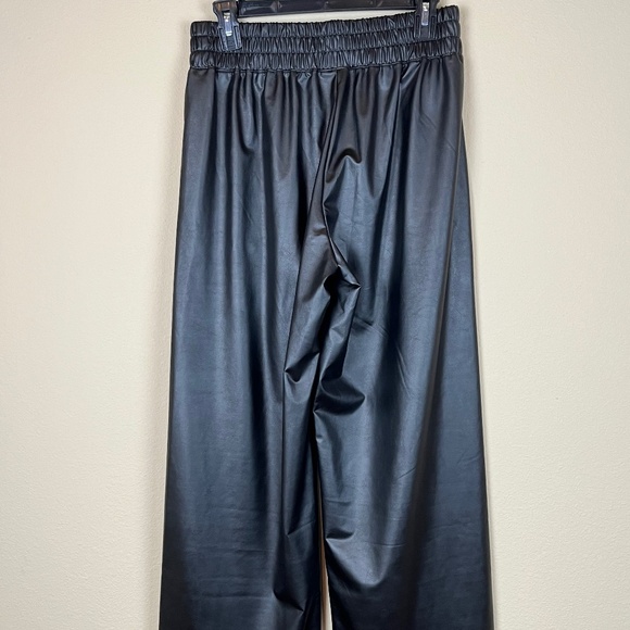 NWT Offline by Aerie Real Luxe Faux Leather Wide Leg Black Pants; Size S - Picture 5 of 8